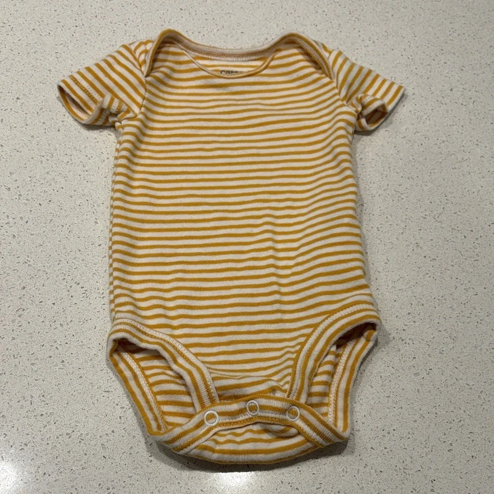 Carter’s 4 piece bundle, 0-3 months